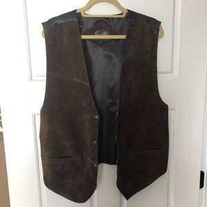Scully Men’s Boar Suede Snap Front Vest
